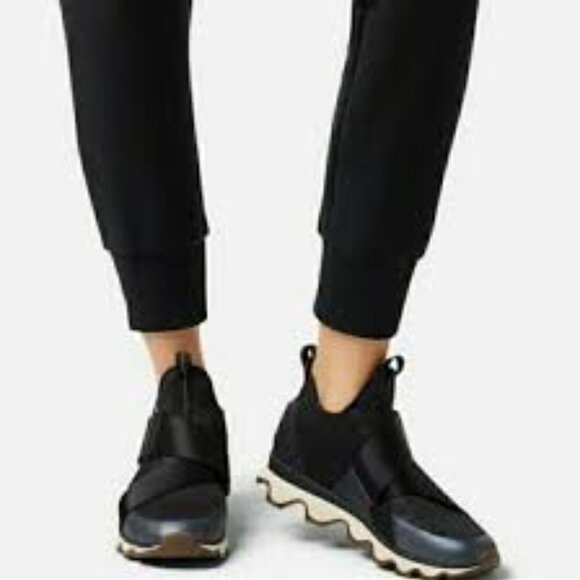 Sorel Shoes - Sorel Kinetic Sneak Woman Shoes Size 9.5